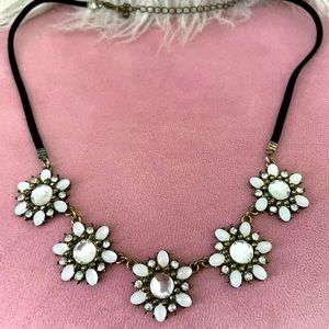 Statement necklace